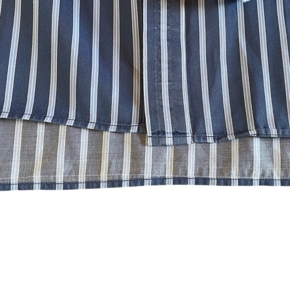 Thomas Pink 100% Cotton Dark Blue & White Striped Button Down. Size 17 1/2 - 37 - Picture 10 of 12